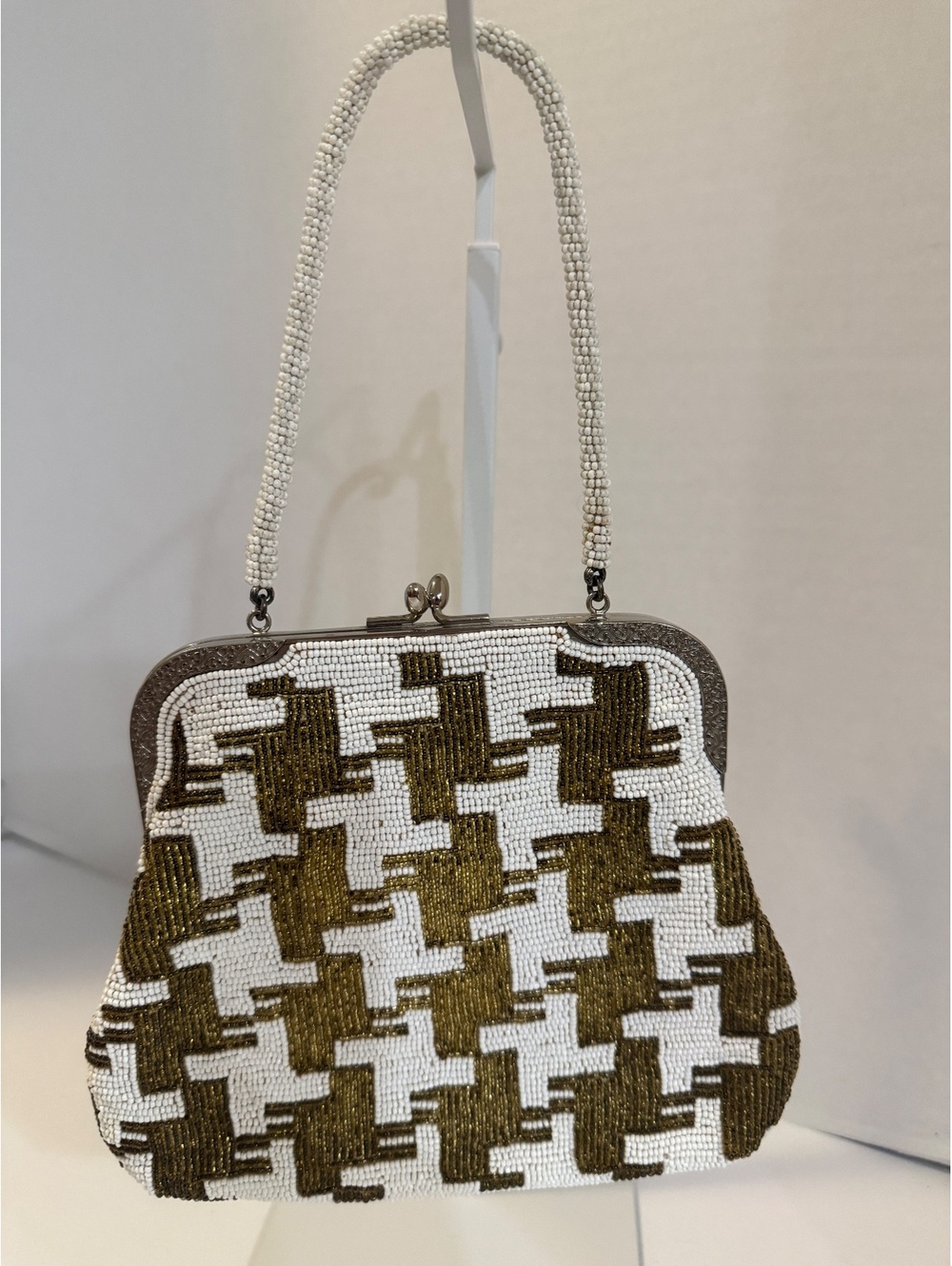 Beaded houndstooth evening purse with chain strap